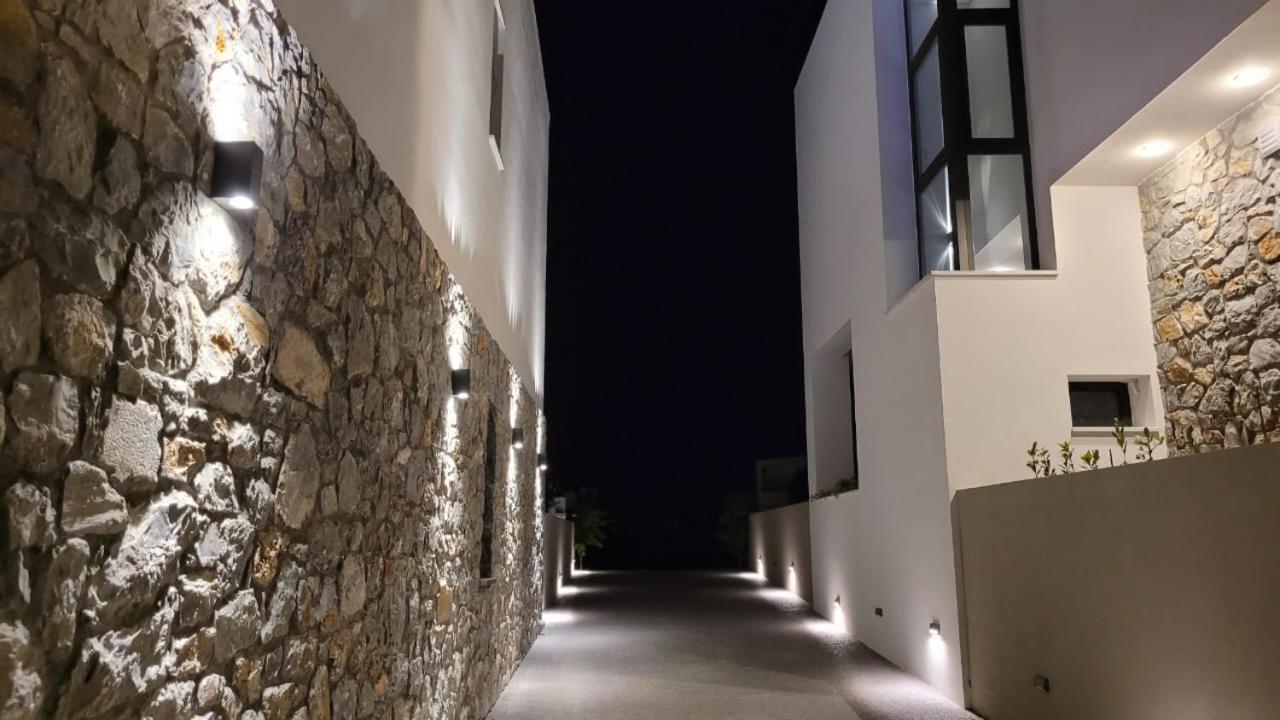 Luxury Apartment Nikiti Olea Valley エクステリア 写真