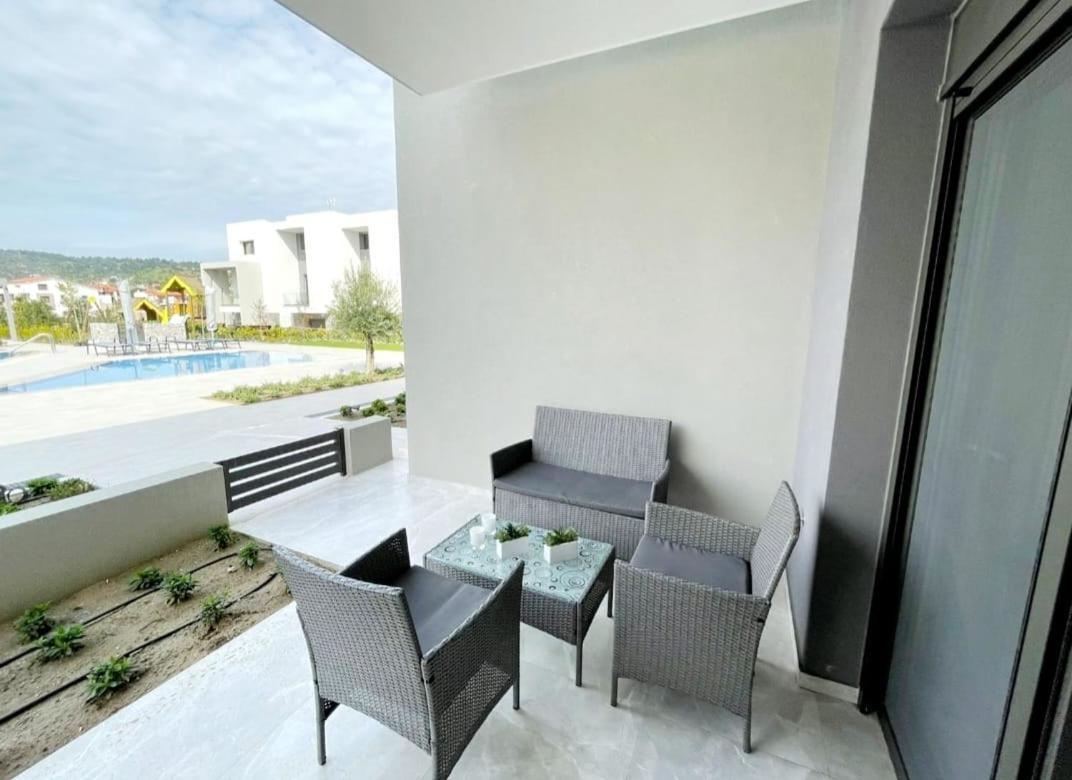 Luxury Apartment Nikiti Olea Valley エクステリア 写真